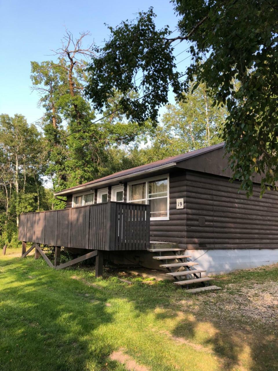 Kenosee Inn & Cabins Kenosee Park Exterior foto